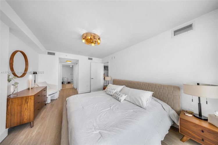 The Club at Bay Harbor #306 image #15