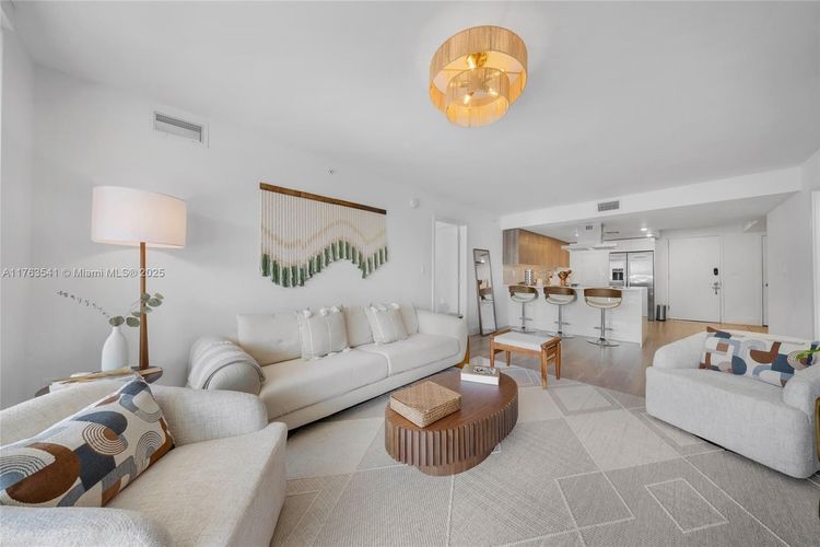 The Club at Bay Harbor #306 image #21