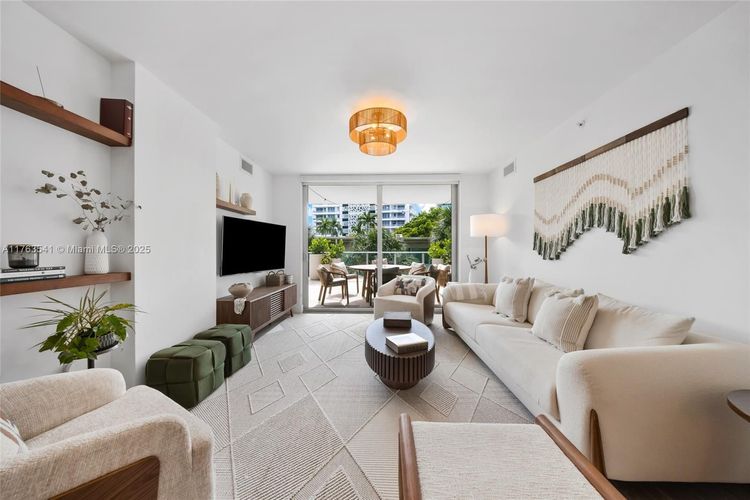 The Club at Bay Harbor #306 image #23