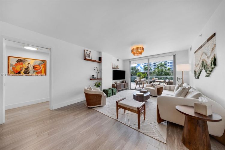 The Club at Bay Harbor #306 image #24