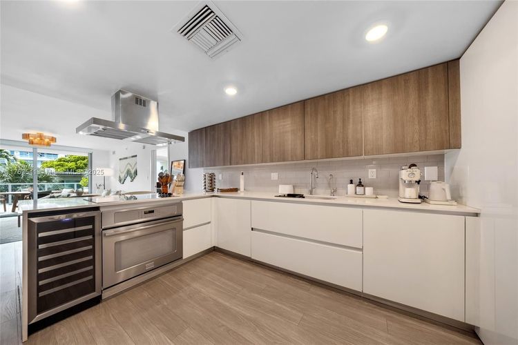 The Club at Bay Harbor #306 image #25