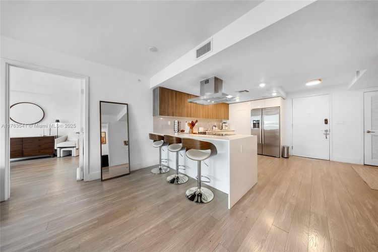 The Club at Bay Harbor #306 image #27