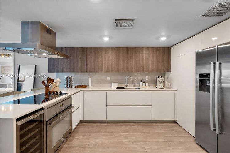 The Club at Bay Harbor #306 image #28