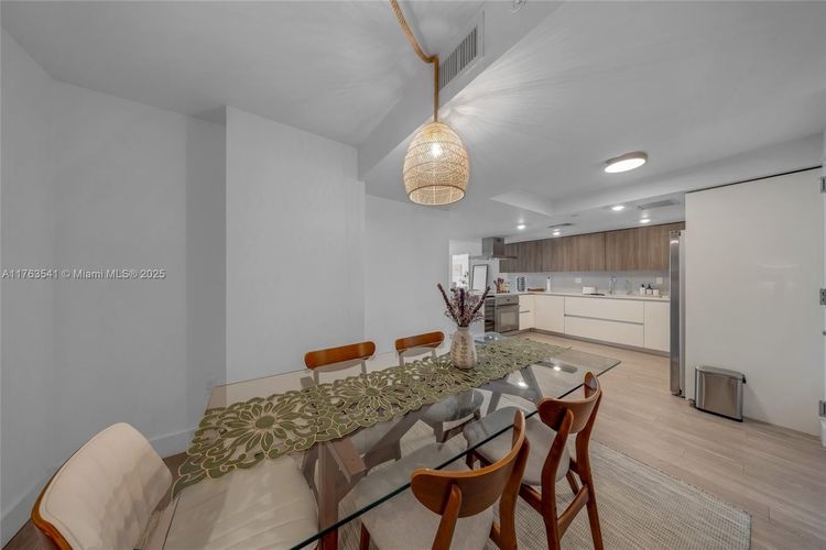 The Club at Bay Harbor #306 image #29