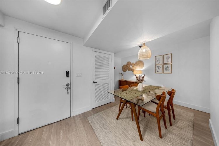 The Club at Bay Harbor #306 image #31