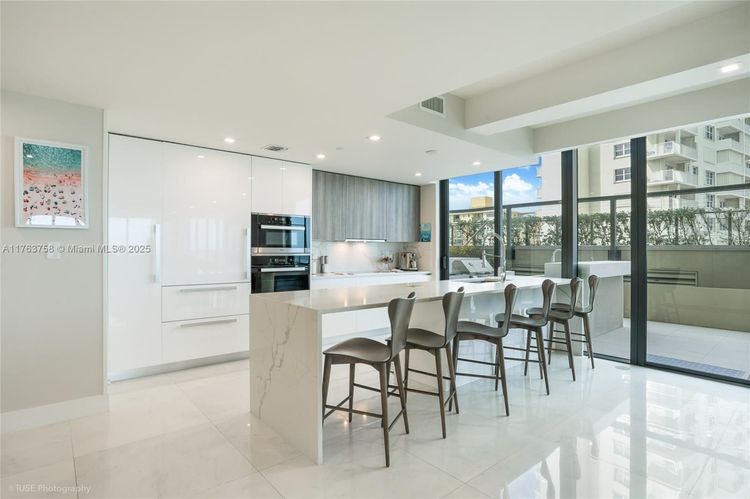 Sabbia Beach #402 image #15