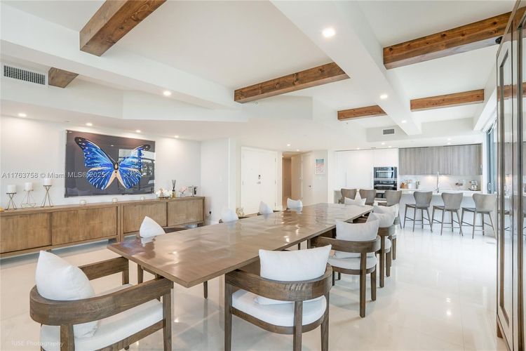 Sabbia Beach #402 image #6