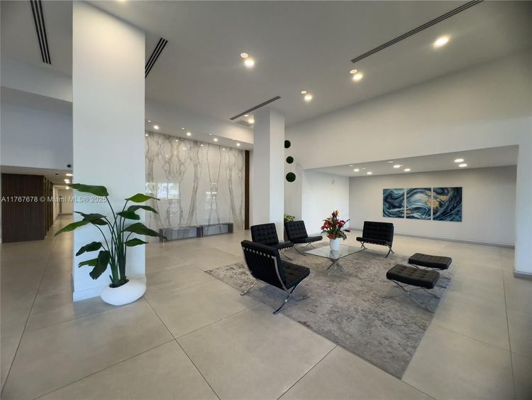 Winston Towers #1015 image #41