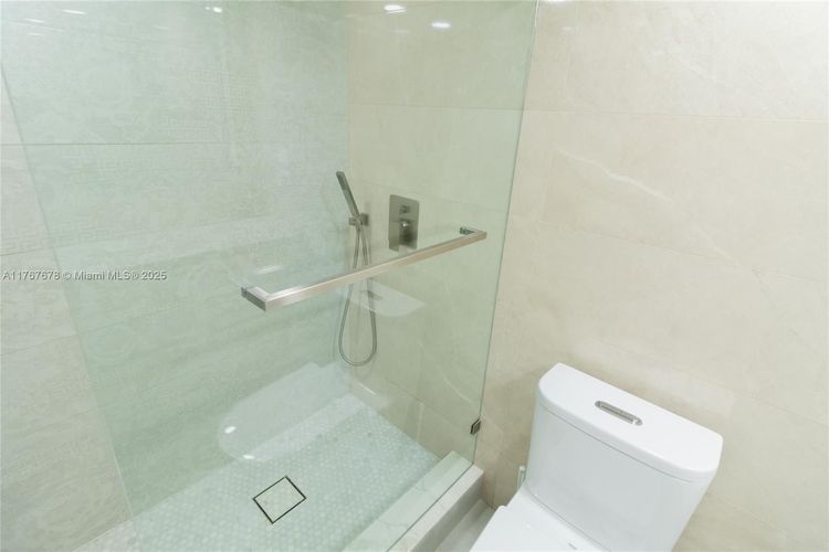 Winston Towers #1015 image #55