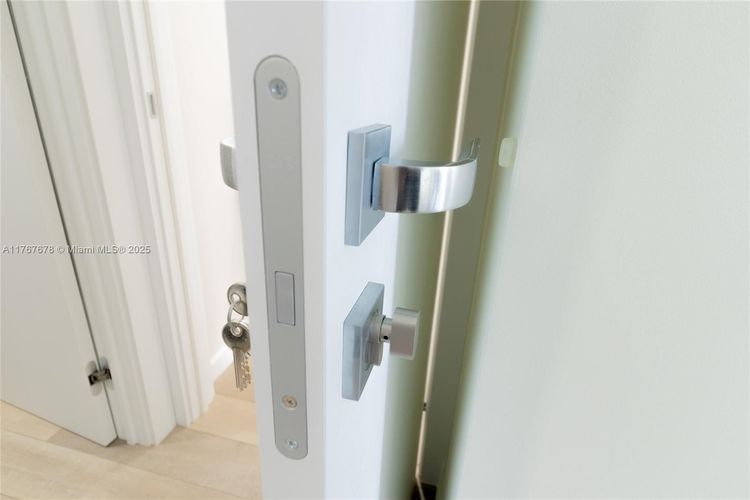 Winston Towers #1015 image #57