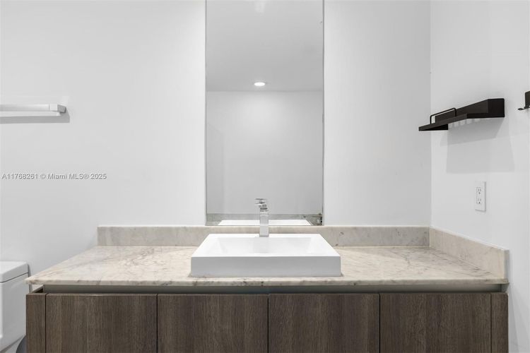 SLS Lux Brickell #2102 image #15