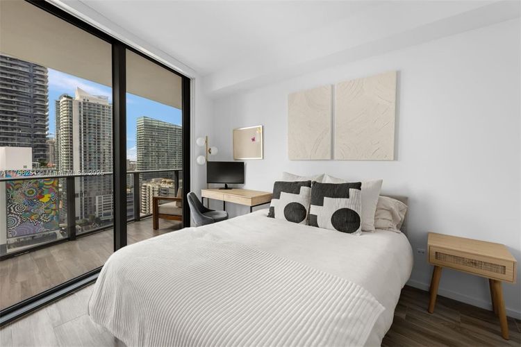 SLS Lux Brickell #2102 image #17