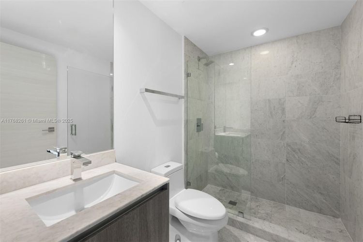 SLS Lux Brickell #2102 image #18