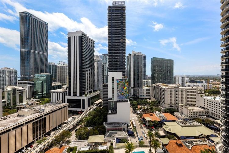 SLS Lux Brickell #2102 image #22