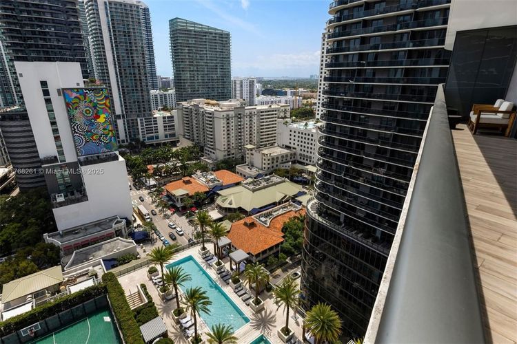 SLS Lux Brickell #2102 image #26