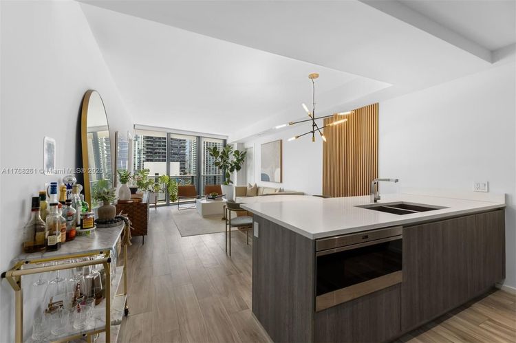 SLS Lux Brickell #2102 image #8