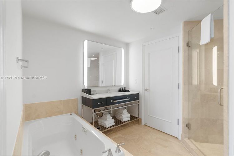 Fontainebleau II Tresor #1015 image #25