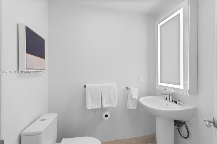 Fontainebleau II Tresor #1015 image #29