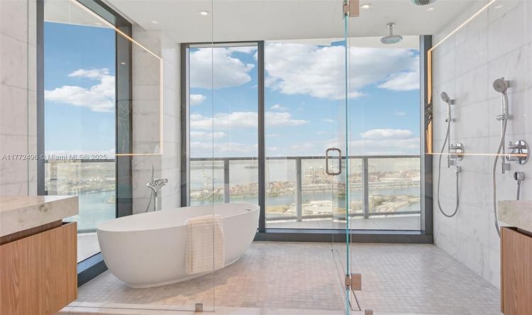 Five Park #4201/05 image #17