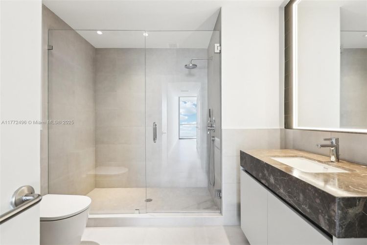 Five Park #4201/05 image #24