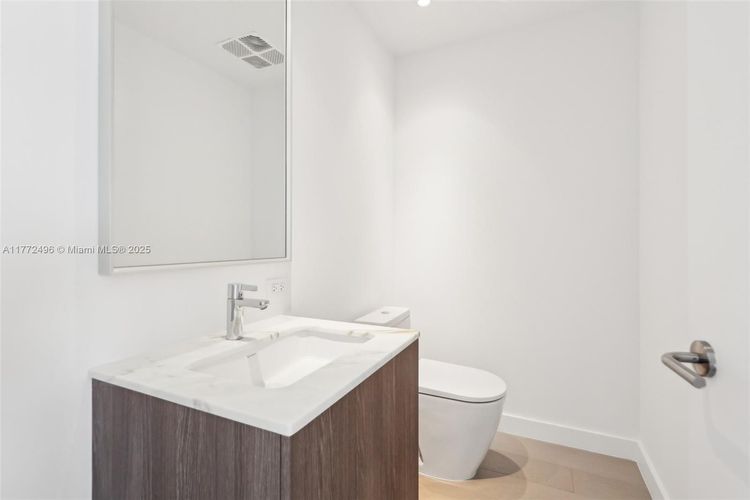 Five Park #4201/05 image #26