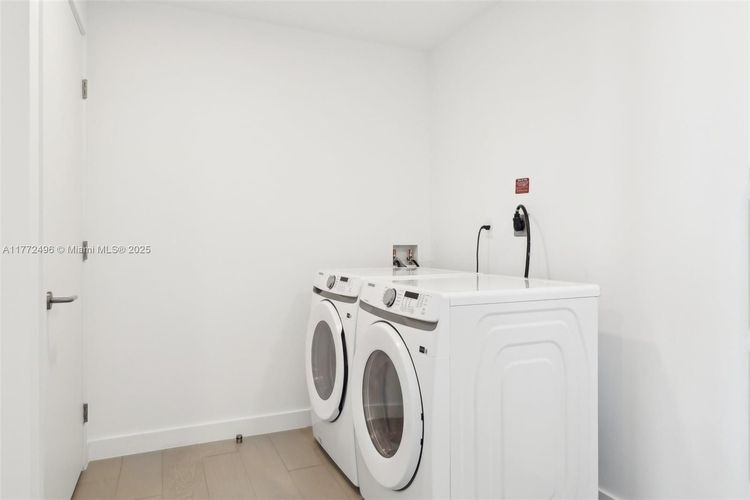 Five Park #4201/05 image #39