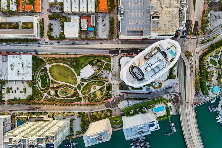 Five Park #4201/05 image #63