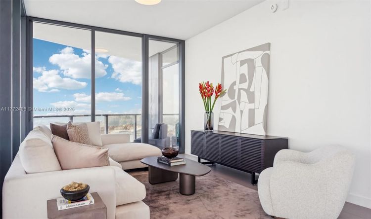 Five Park #4201/05 image #9