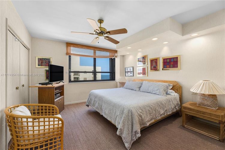 The Tiffany #1401 image #13