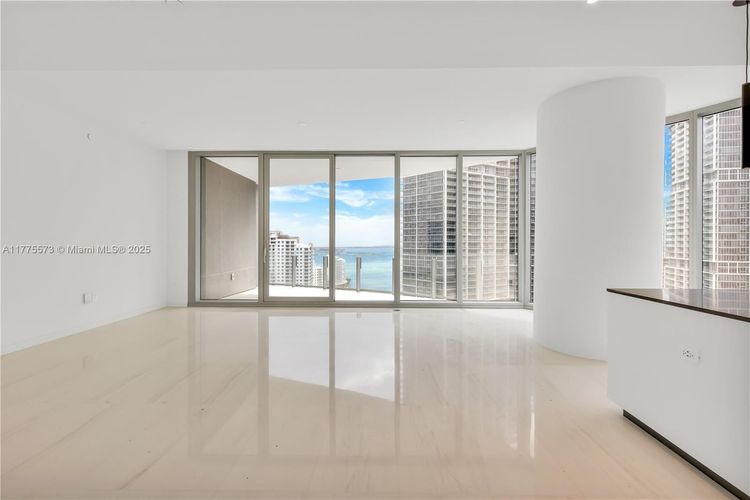 Aston Martin Residences #2907 image #11