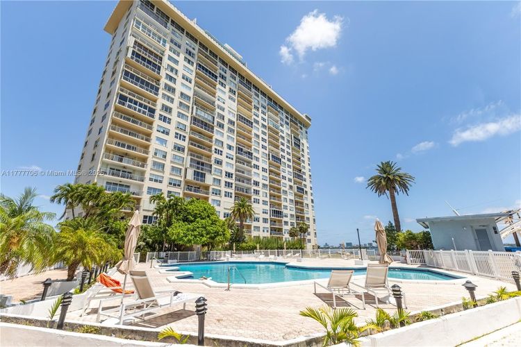 The Jockey Club I #16G image #33