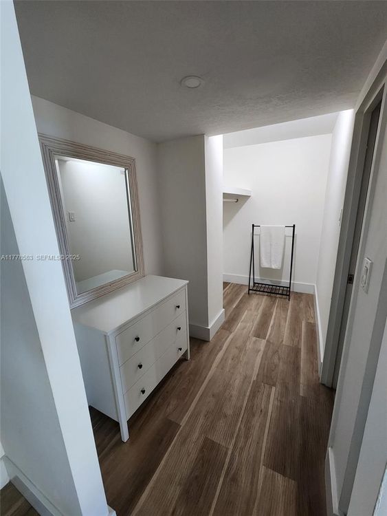 Parker Dorado #307 image #12