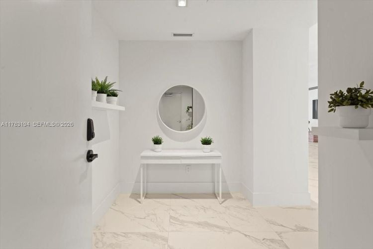 160 Marina Bay #403 image #15