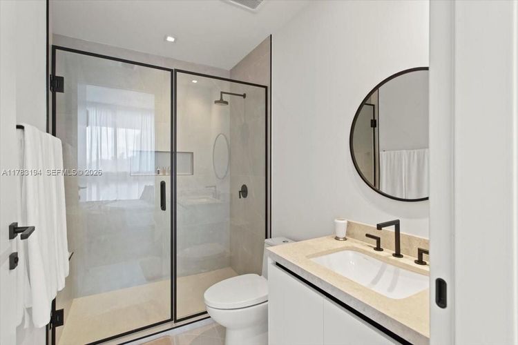 160 Marina Bay #403 image #26