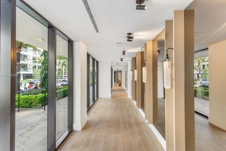 160 Marina Bay #403 image #31