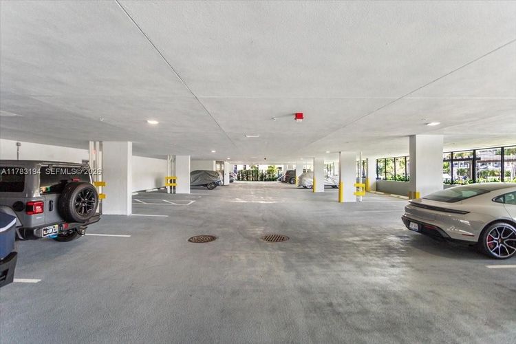 160 Marina Bay #403 image #32