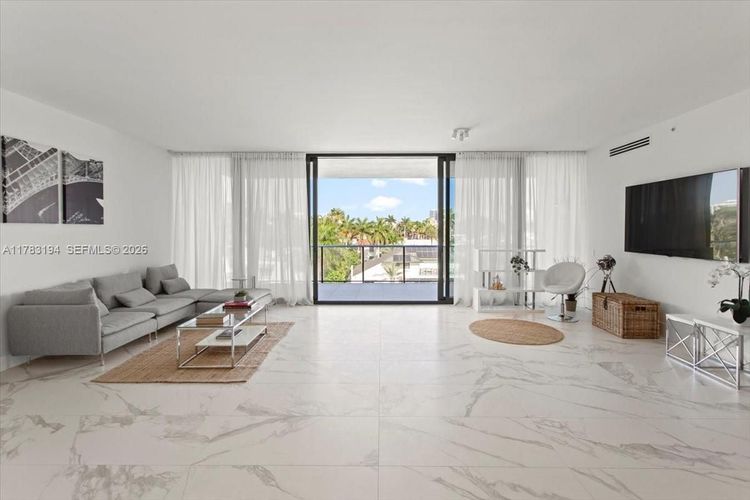 160 Marina Bay #403 image #7