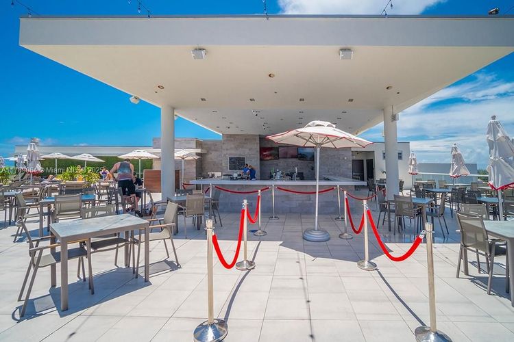 Costa Hollywood #S323 image #15