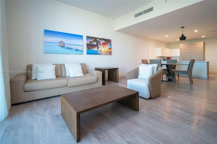 Costa Hollywood #S323 image #36