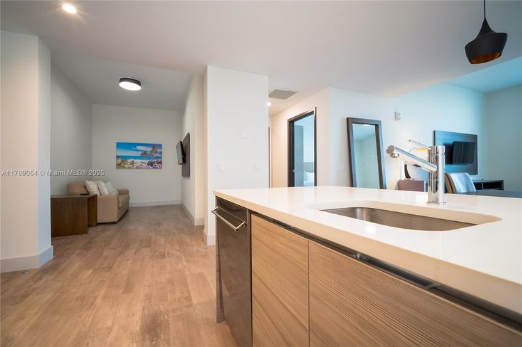 Costa Hollywood #S323 image #37