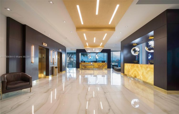 Costa Hollywood #S323 image #44