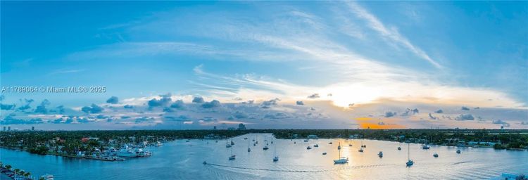 Costa Hollywood #S323 image #46