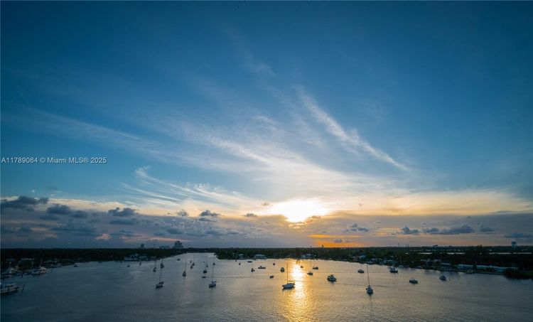 Costa Hollywood #S323 image #47