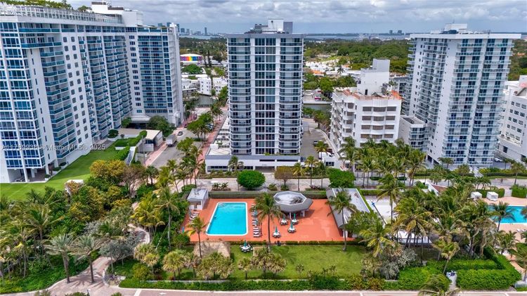 The Riviera Condo #705 image #20