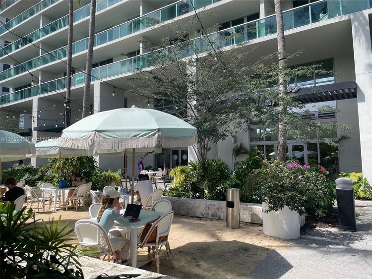 Flamingo South Beach #1528S image #27