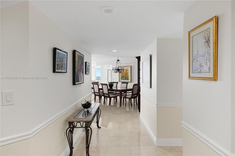 Champlain Towers East #8J image #17