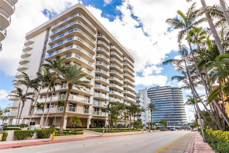 Champlain Towers East #8J image #49