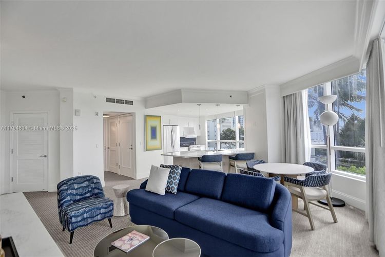 Fontainebleau II Tresor #814 image #11