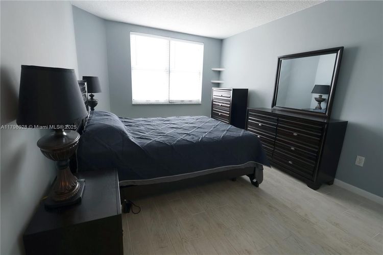 The Hemispheres #21D image #13