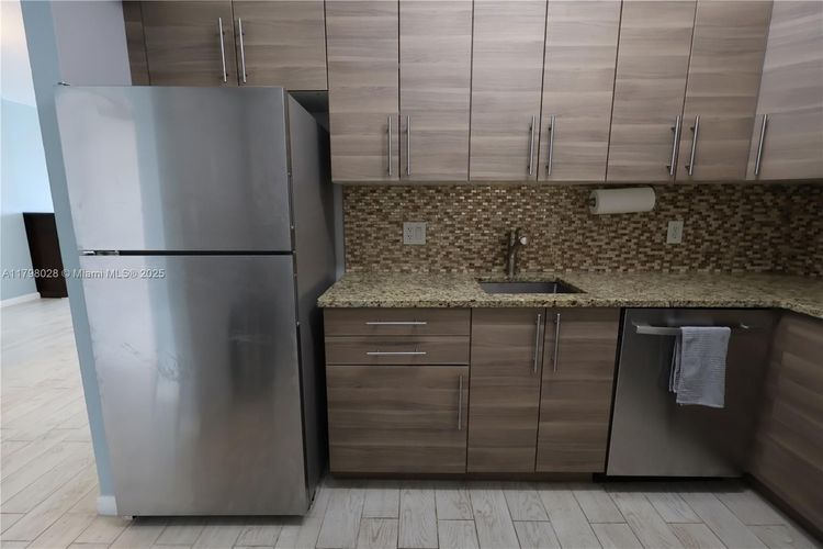 The Hemispheres #21D image #6